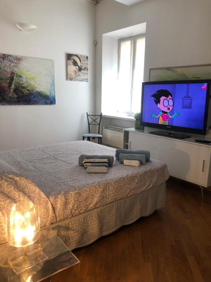 Emma Home Adiacente Alla Piazza Ducale 비제바노 외부 사진