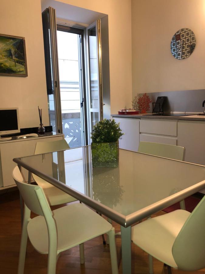 Emma Home Adiacente Alla Piazza Ducale 비제바노 외부 사진