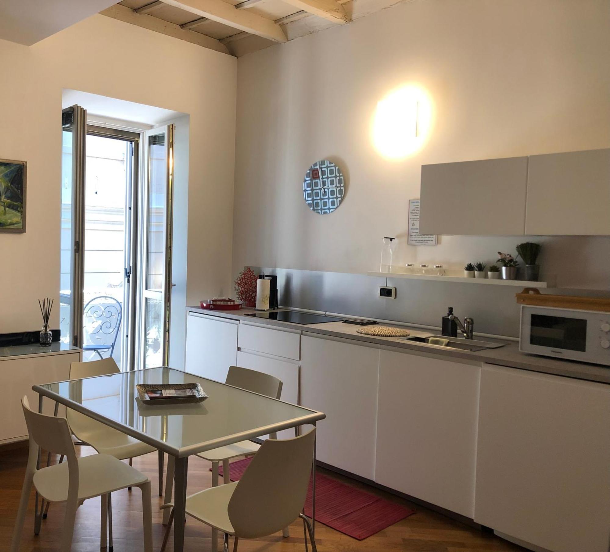 Emma Home Adiacente Alla Piazza Ducale 비제바노 외부 사진