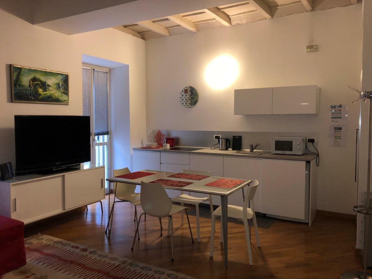 Emma Home Adiacente Alla Piazza Ducale 비제바노 외부 사진
