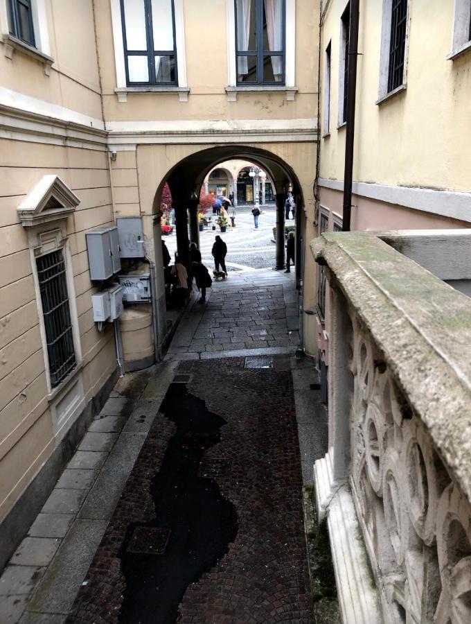 Emma Home Adiacente Alla Piazza Ducale 비제바노 외부 사진